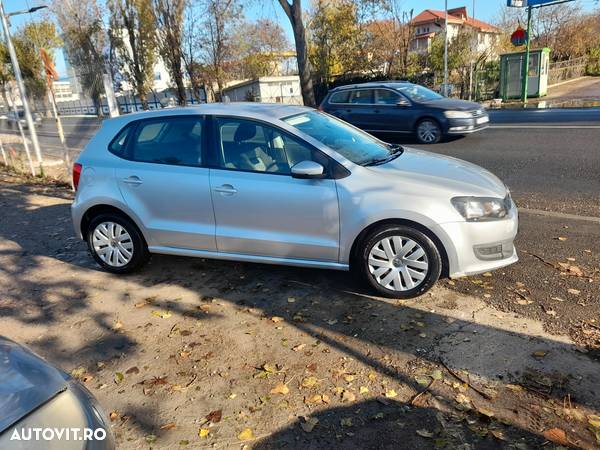 Volkswagen Polo 1.2 Attractive - 2