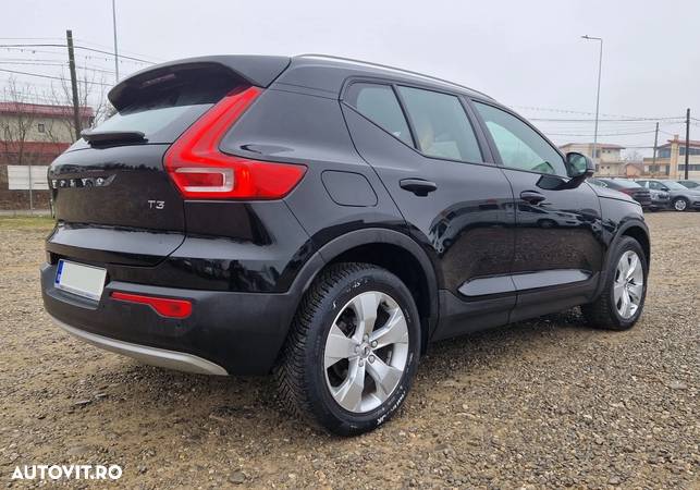 Volvo XC 40 - 3