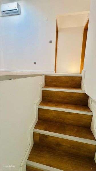 Vendo Prédio em Belas - Grande imagem: 5/12