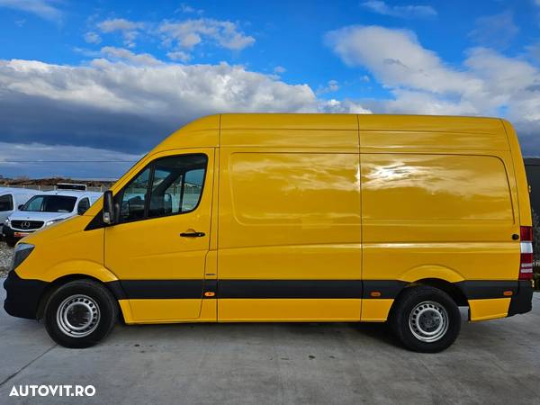 Mercedes-Benz Sprinter - 9