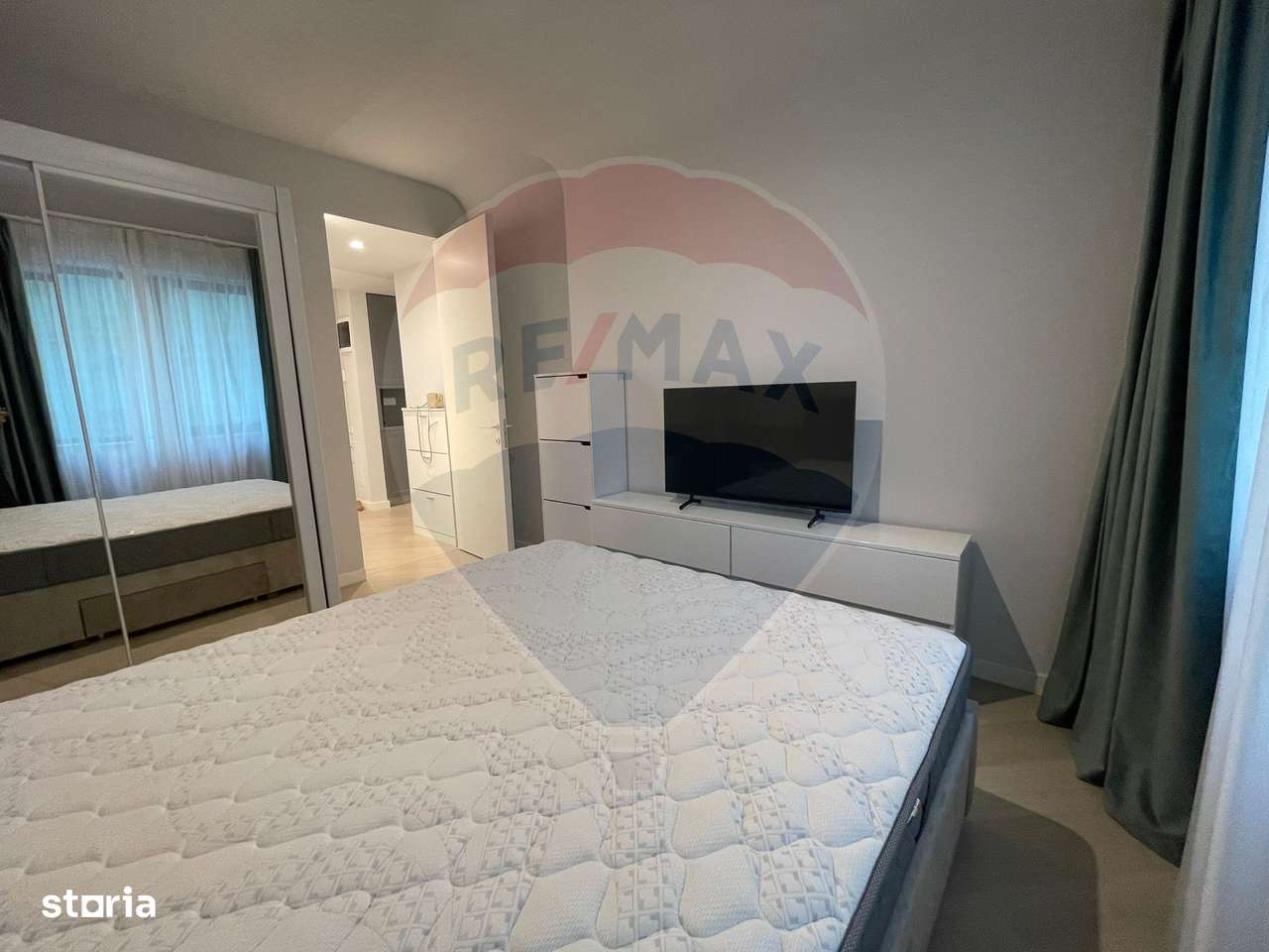 Vanzare apartament doua camere Cortina North - Imagine principală: 5/9