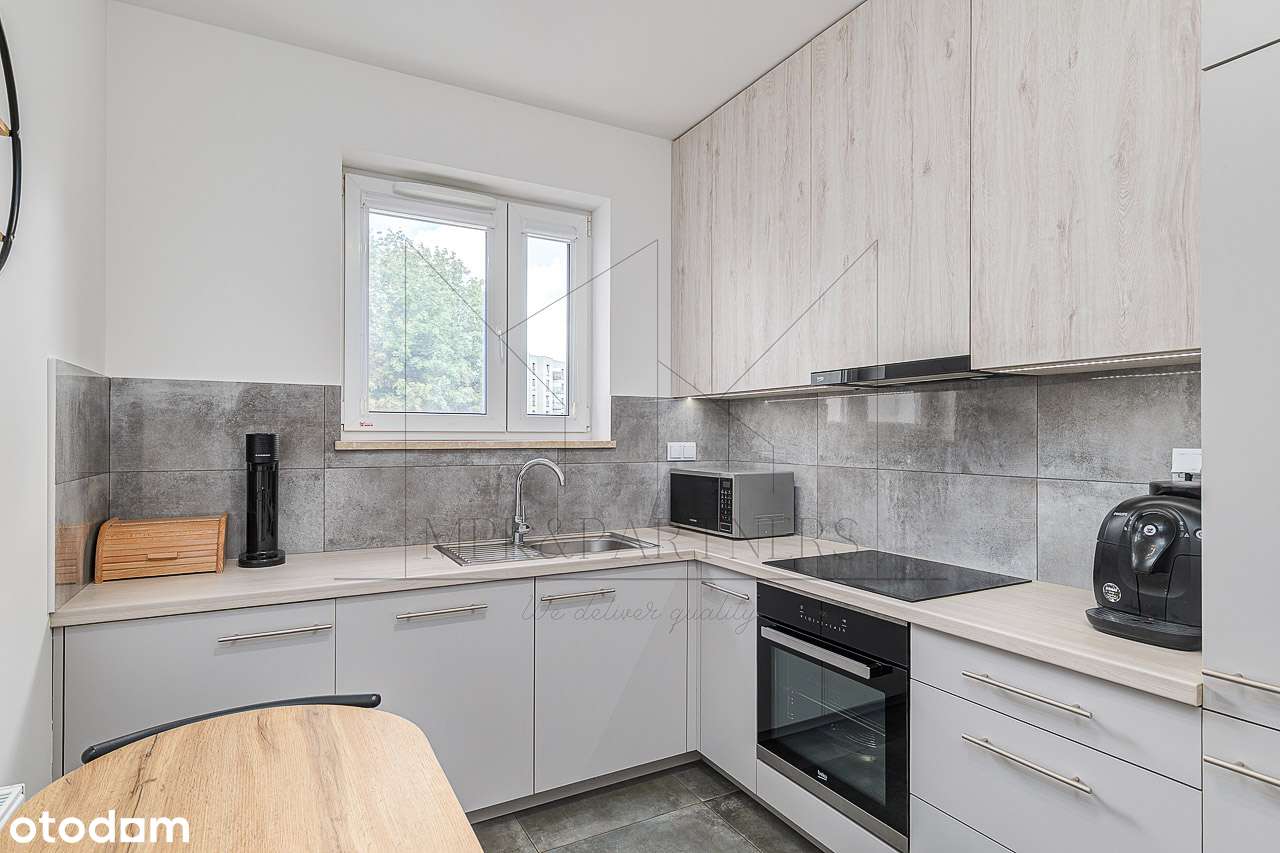 Narożne m2 z oddzielną kuchnią na strzeżonym, zamkniętym osiedlu!-5