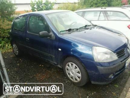 Renault Clio do ano de 2001 a 2008 - 1