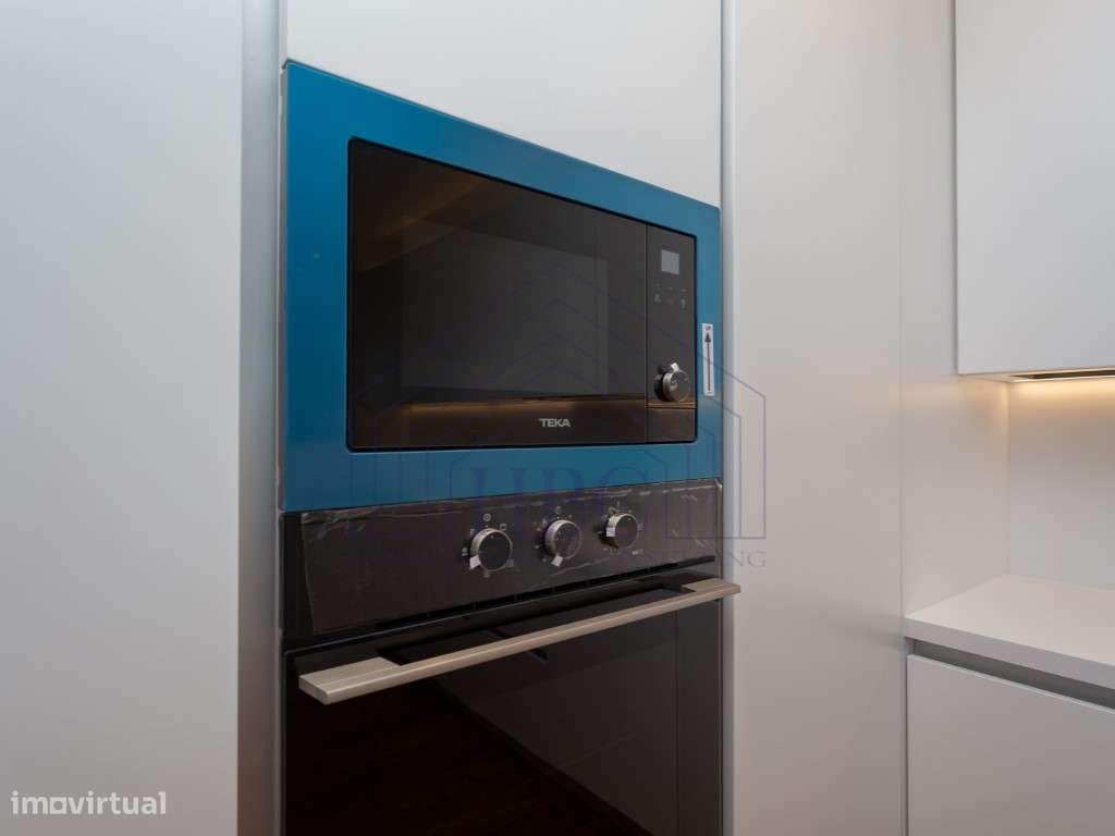 Apartamento T2 Remodelado por Arquiteto | Vista Rio Tejo | Avenida ...-17