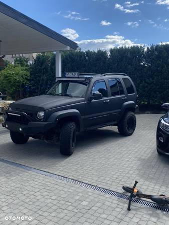 Jeep Liberty 3.7 4x4 - 1