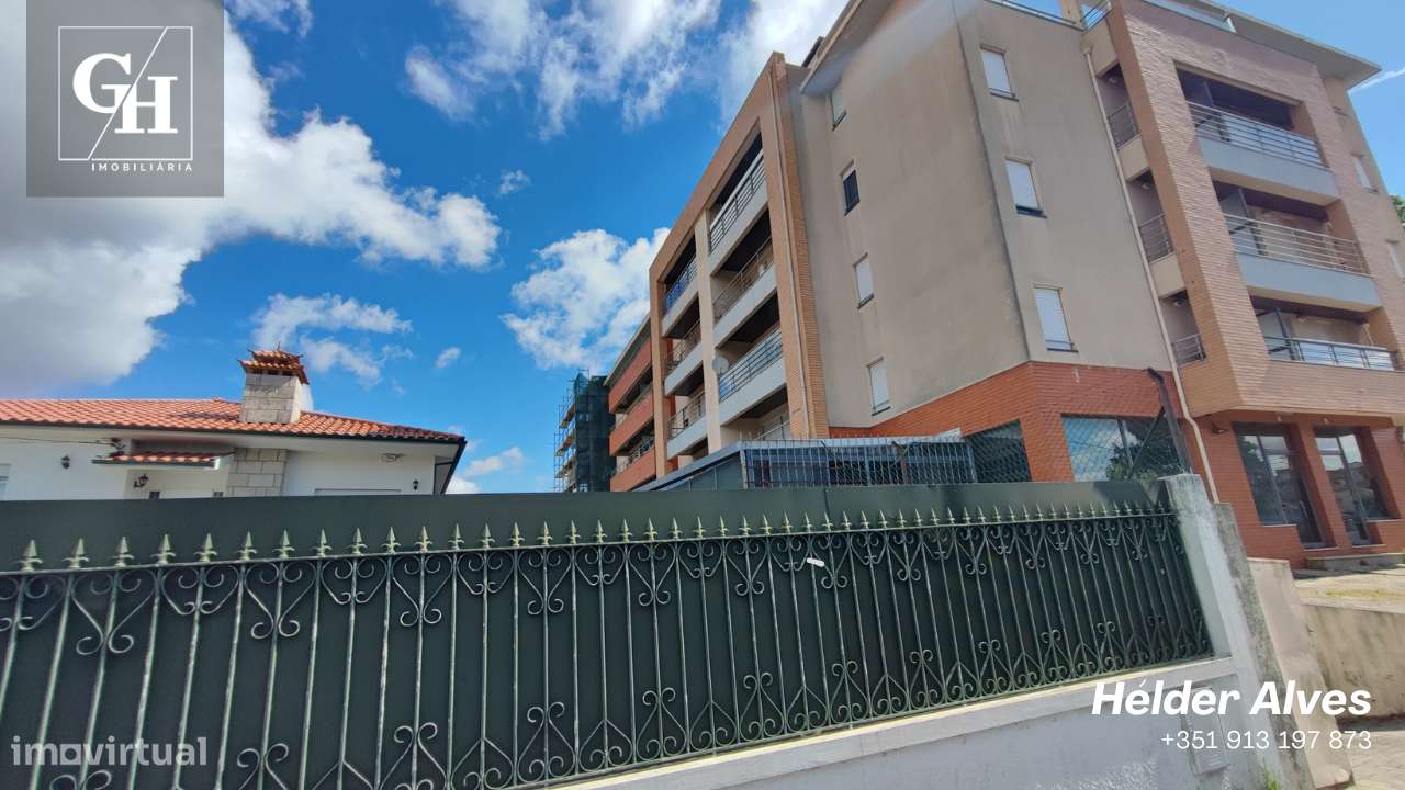 Apartamento T2 em Calendário com garagem fechada-32