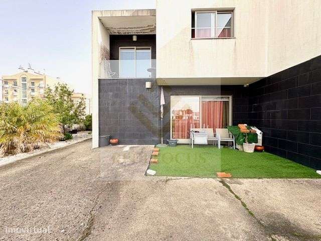 Moradia T4 com espaço exterior em Válega-31