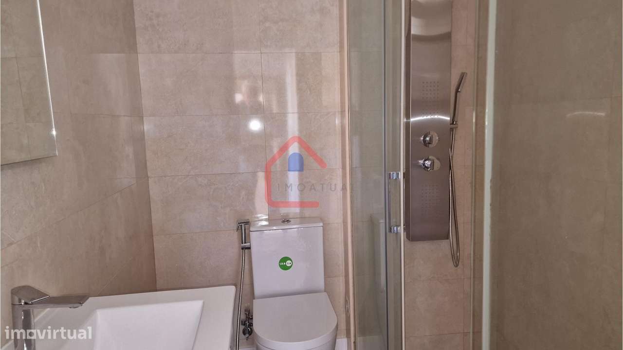 Apartamento T2 em Sesimbra-13
