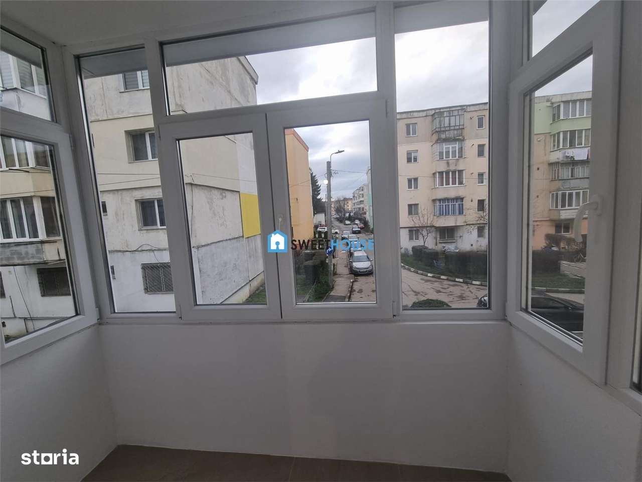 Apartament cu trei camere etajul 1 Tudor Vladimirescu-0