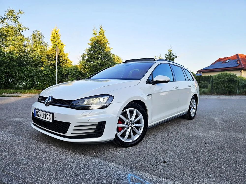 Volkswagen Golf VII GTD 2.0 TDI SCR DSG 2015