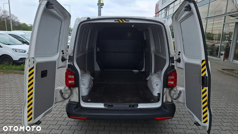 Volkswagen Transporter - 18