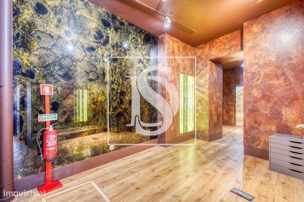 Ativo Comercial Arrendado em Alfama | Yield 5,1% | Investimento-10