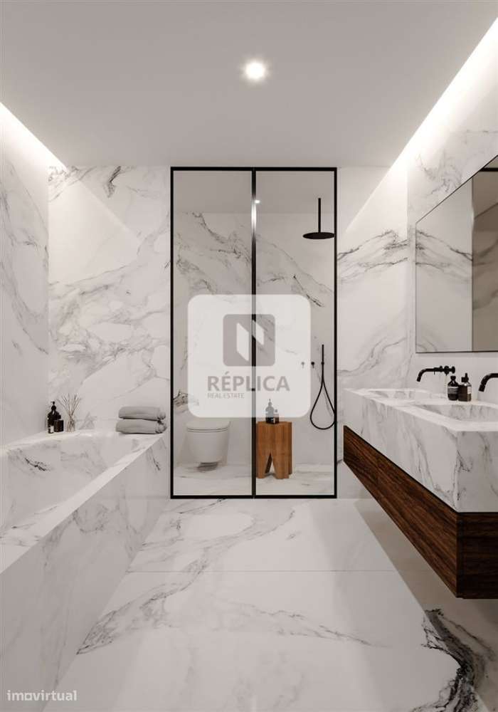 Apartamento T4 Duplex com Jardim nas Antas - Grande imagem: 3/16