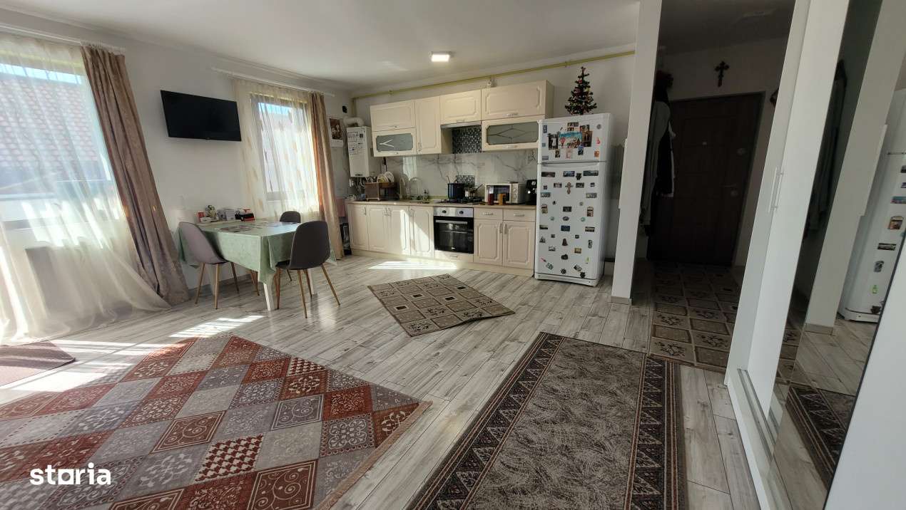 Apartament 3 Camere, 2 Bai, 71mp, Etaj Intermediar, Zona Subcetate - Imagine principală: 1/6