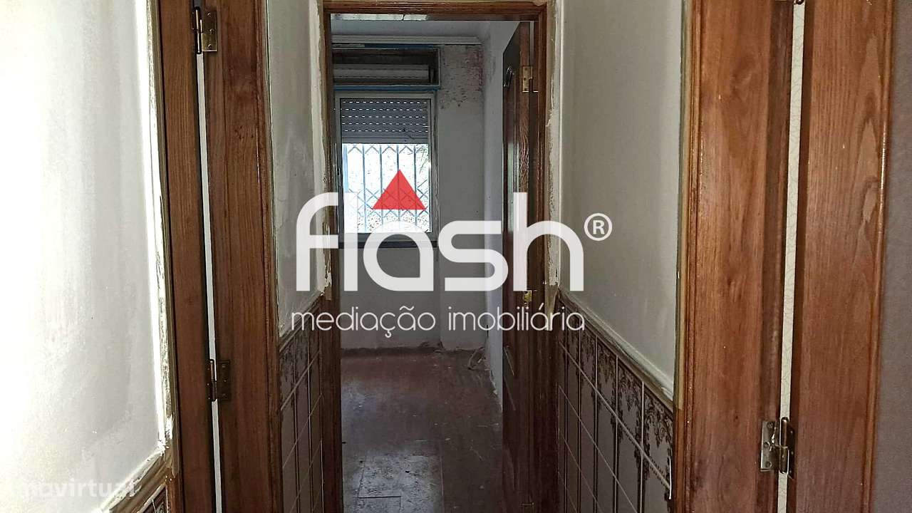 T2 para Remodelar em Benfica-9