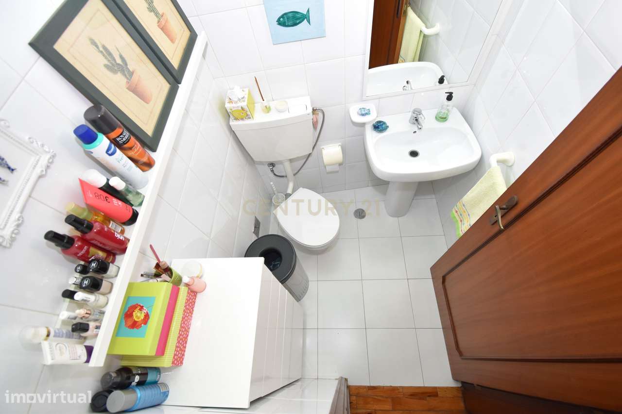 O Refúgio Perfeito entre o Mar e a Cidade. T3 Renovado na Costa da Cap-20