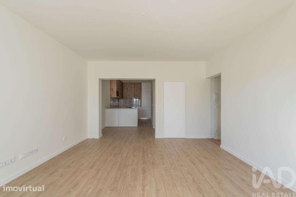 Duplex T2 em Santa Maria Maior de 100,00 m2 - Grande imagem: 3/27