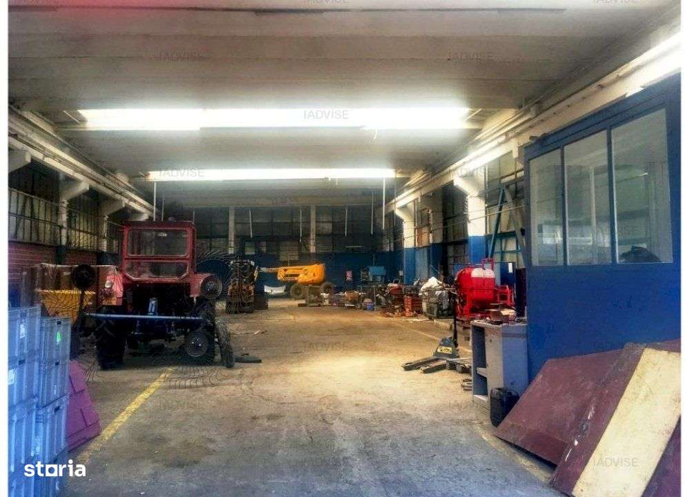 Inchiriere Hala zona Coresi - Imagine principală: 3/4