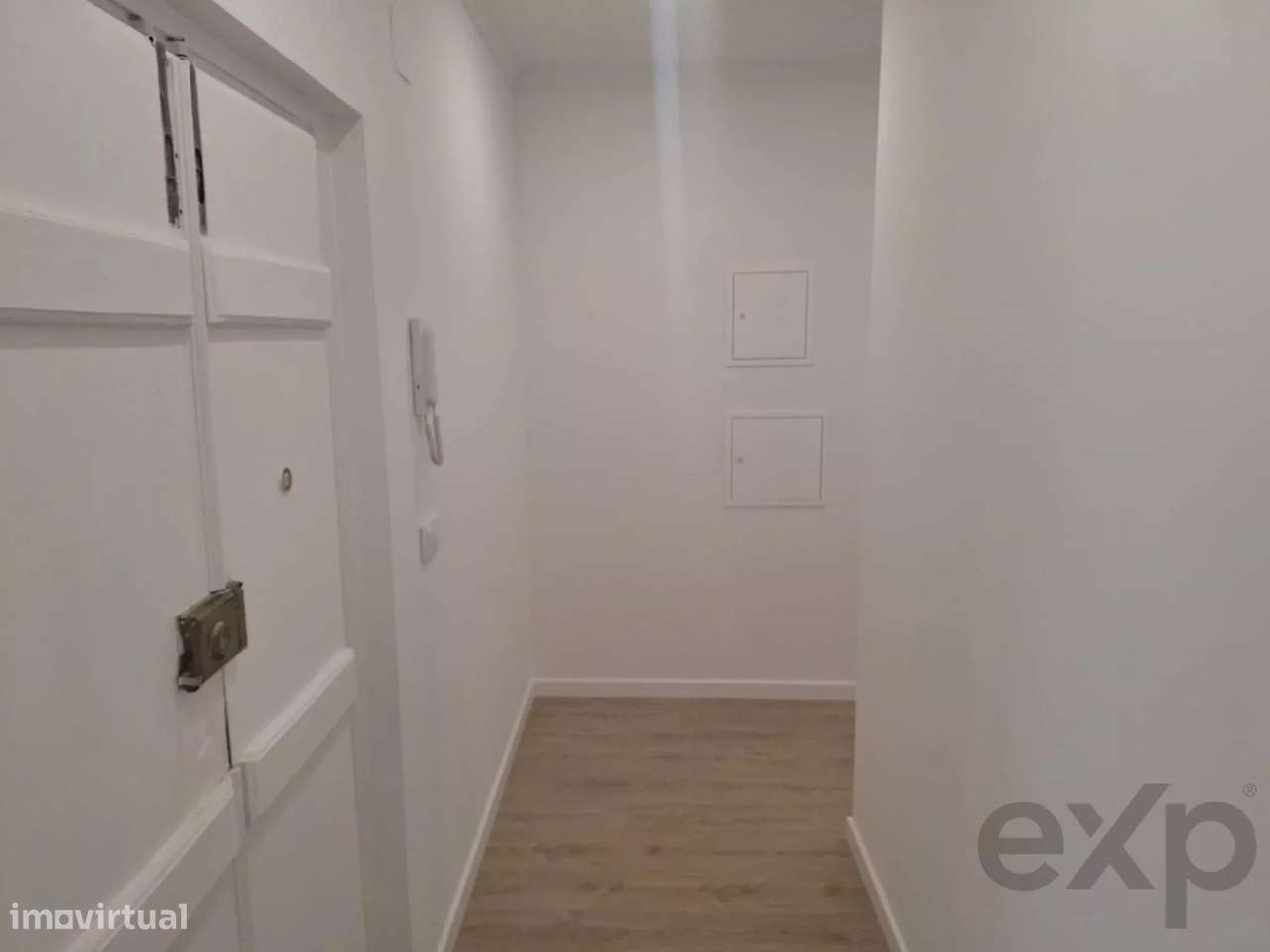 Excelente T3 remodelado - Grande imagem: 5/15