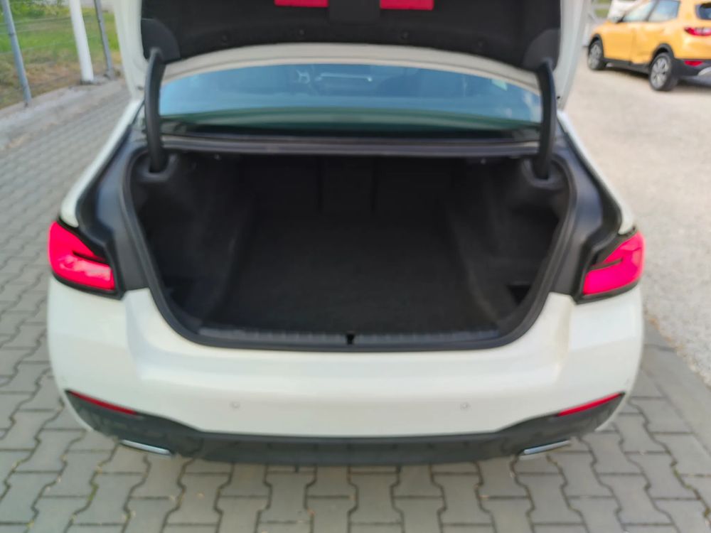 BMW 2 Series 218i 2023