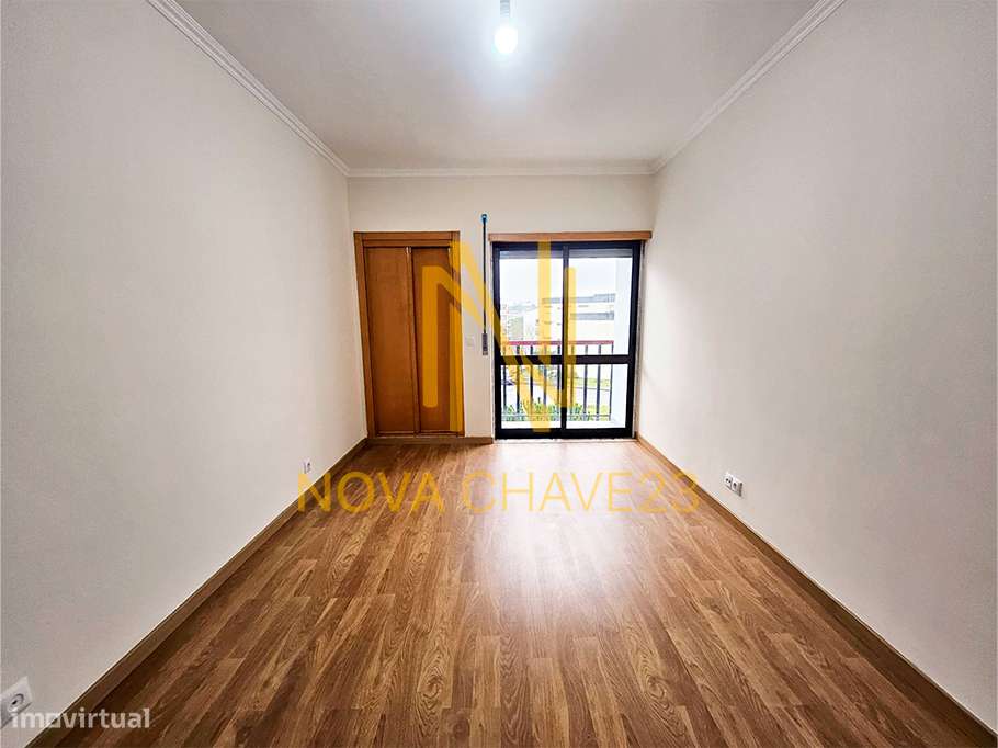 Apartamento T3 na Serra das Minas - 131m² - 2 Frentes  - Varandas-18