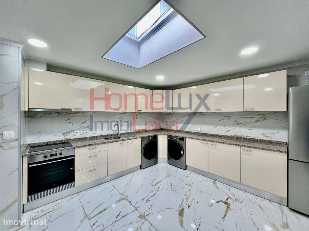 Moradia T4+1 em São Roque-15