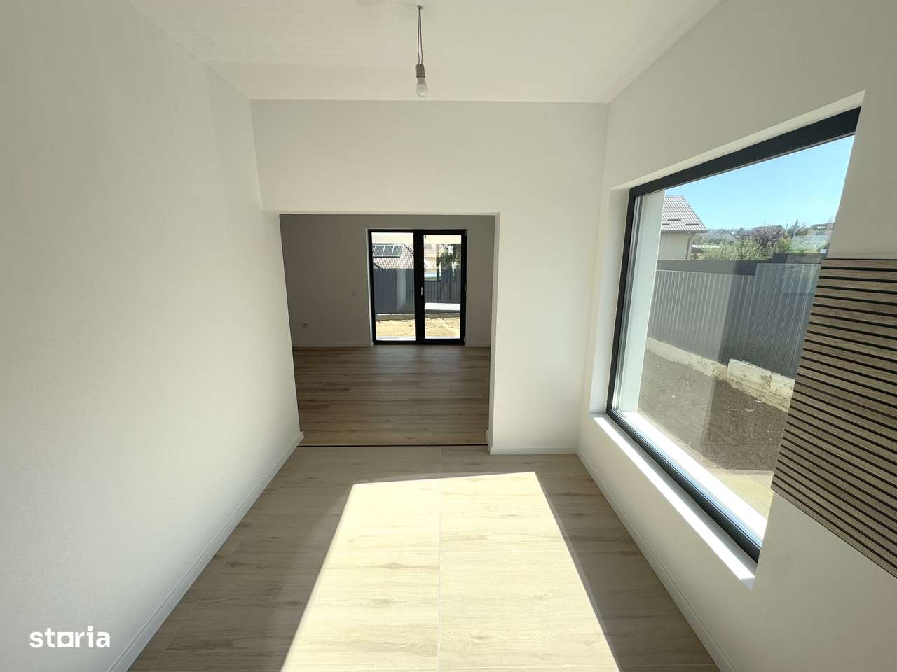 Pozitie buna! Finalizata! CANALIZARE!Dressing!Vila 4 camere, Miroslava - Imagine principală: 4/13