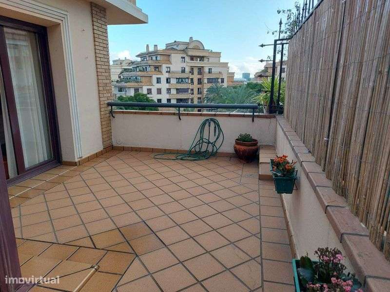 T2 encantador com terraço - Urbanização Real Forte - Grande imagem: 4/12