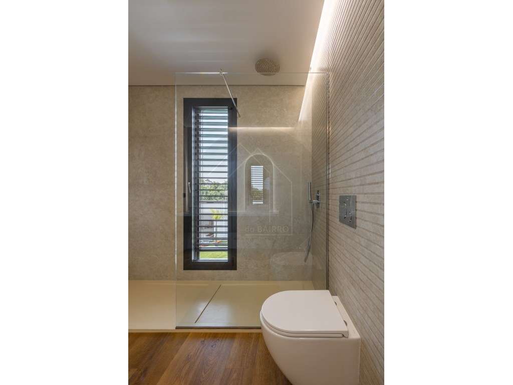 Moradia T4 com Piscina, design moderno, em Vila Nova de Gaia-22