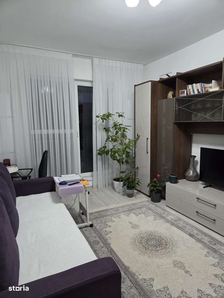 Vand apartament cu 2 camere mobilat - Imagine principală: 5/11