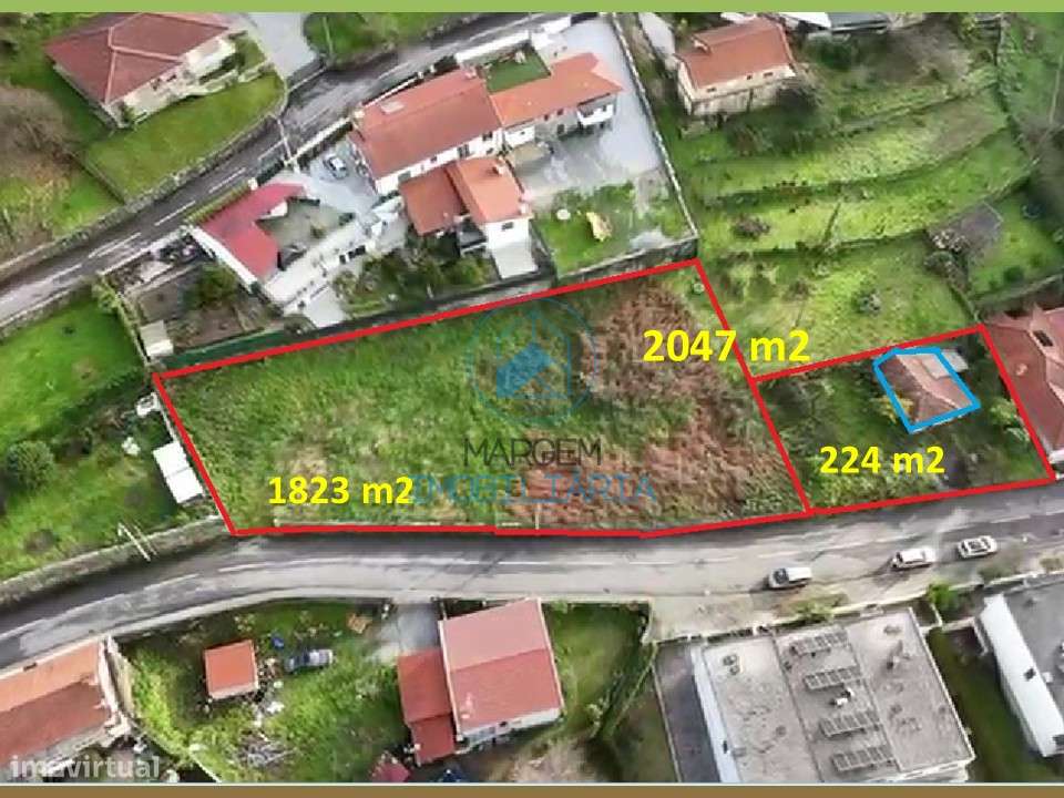 Terreno urbano c/87m de frente e Casa em pedra p/restauro - Grande imagem: 3/26