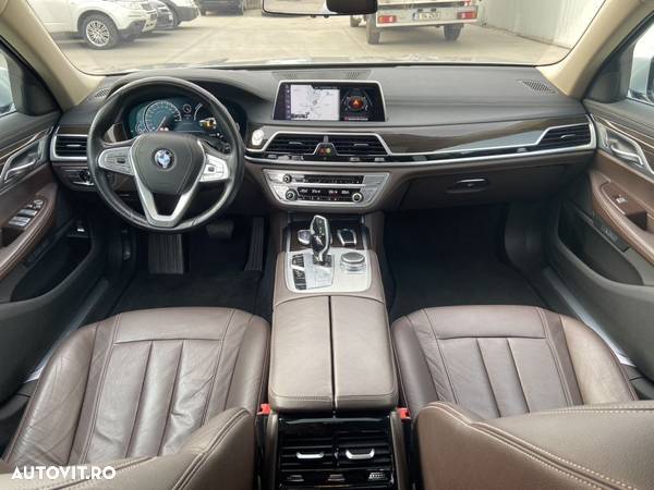 BMW Seria 7 740d xDrive - 4