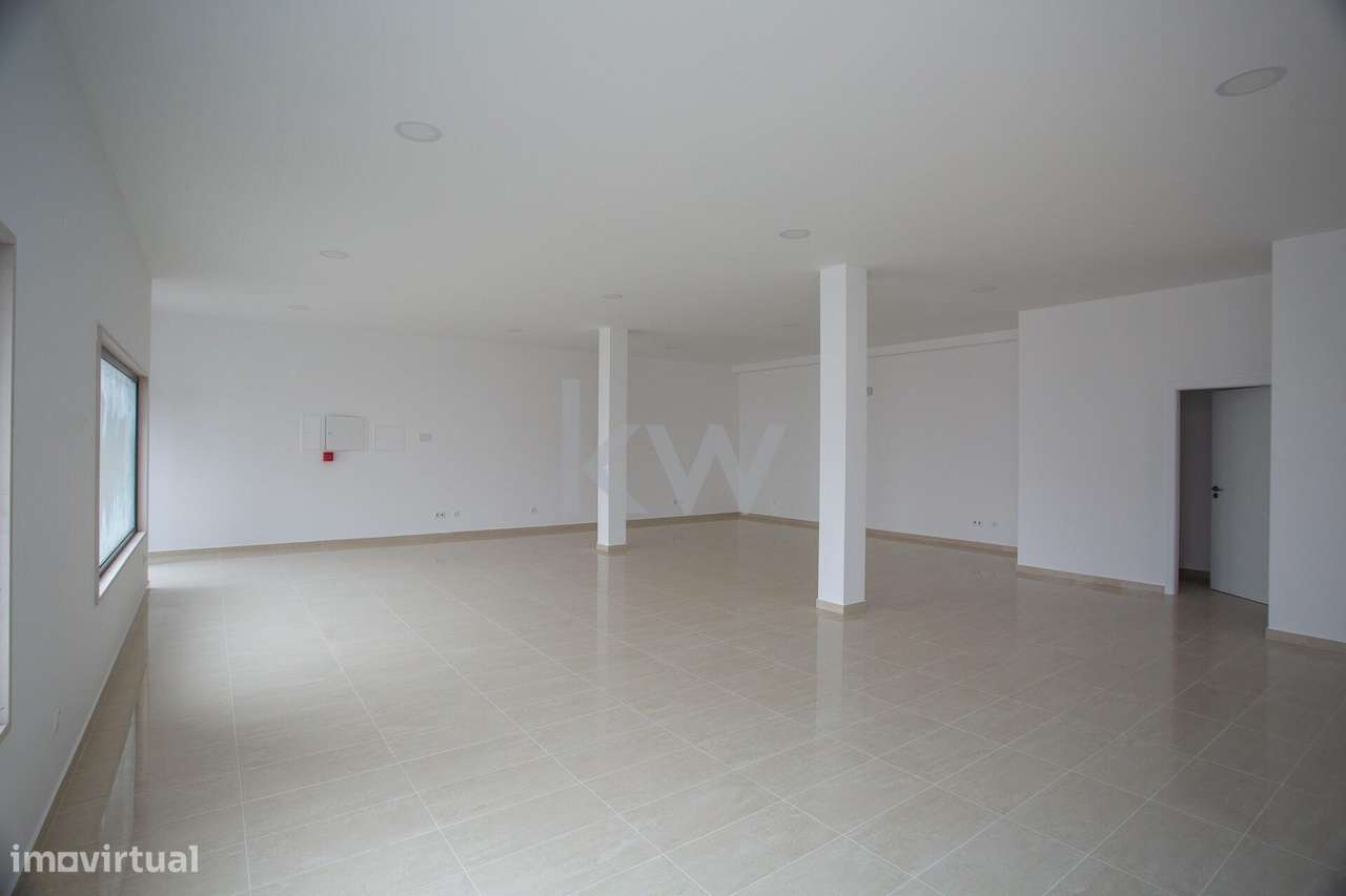 Loja para venda | 185,50 m2 | Carvoeira | Mafra | - Grande imagem: 4/18