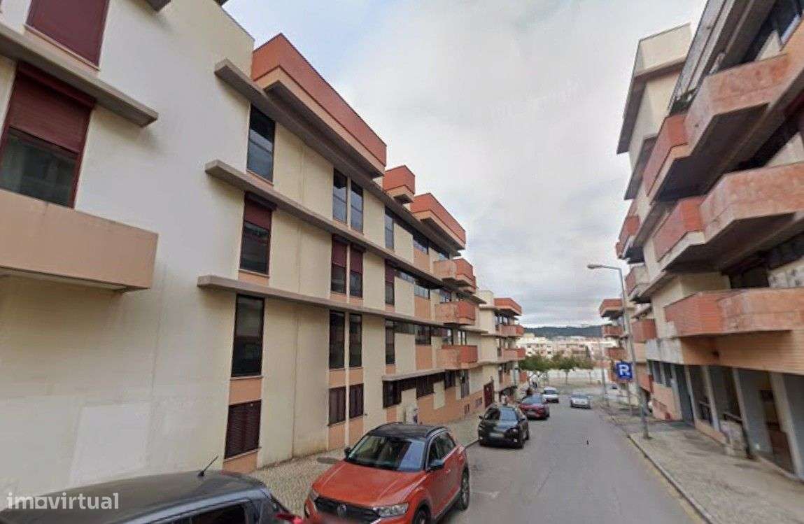 Apartamento T3 no centro de Setúbal - Grande imagem: 2/9