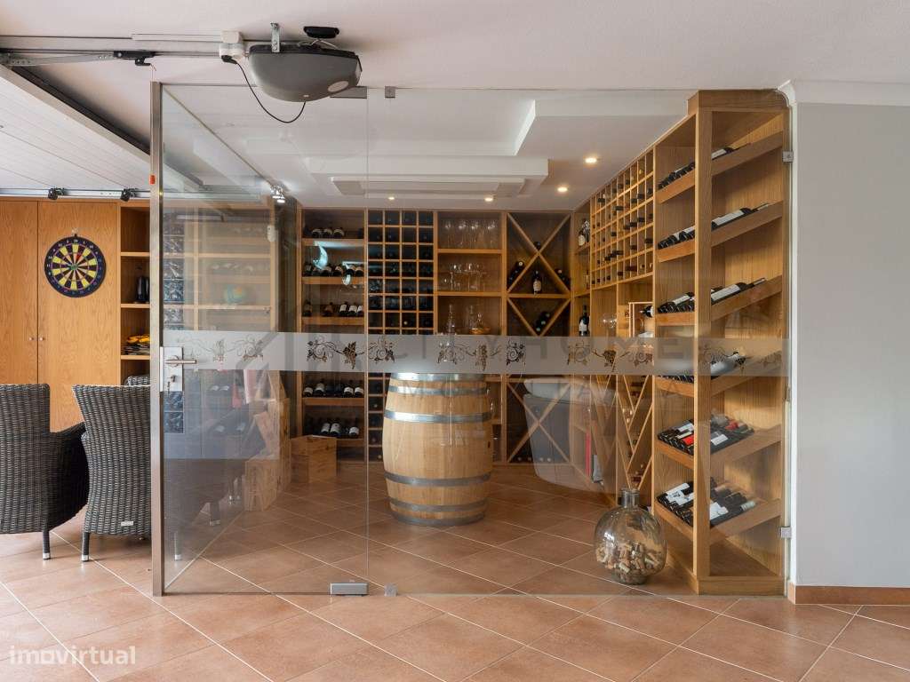 Moradia T5 contemporânea com Piscina e vista Mar na Galé em Albufeira-35