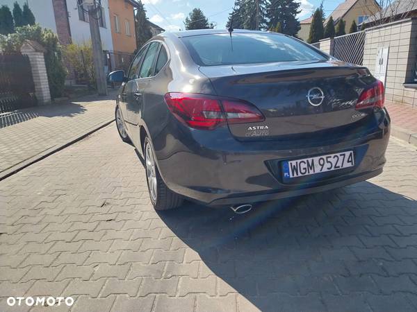 Opel Astra IV 1.4 T Active - 6