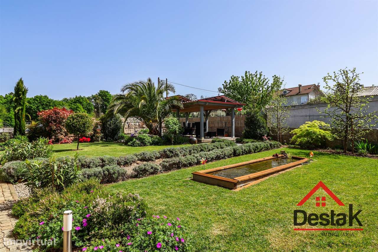 Fantástica Moradia isolada V4 em Lordosa, Viseu-48