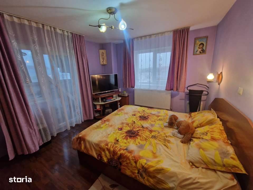 Apartament de 3 camere, 67 mp., zona Han-6