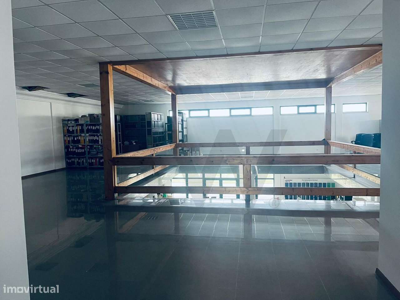 Armazém 767m2 com terreno 1854m2-12