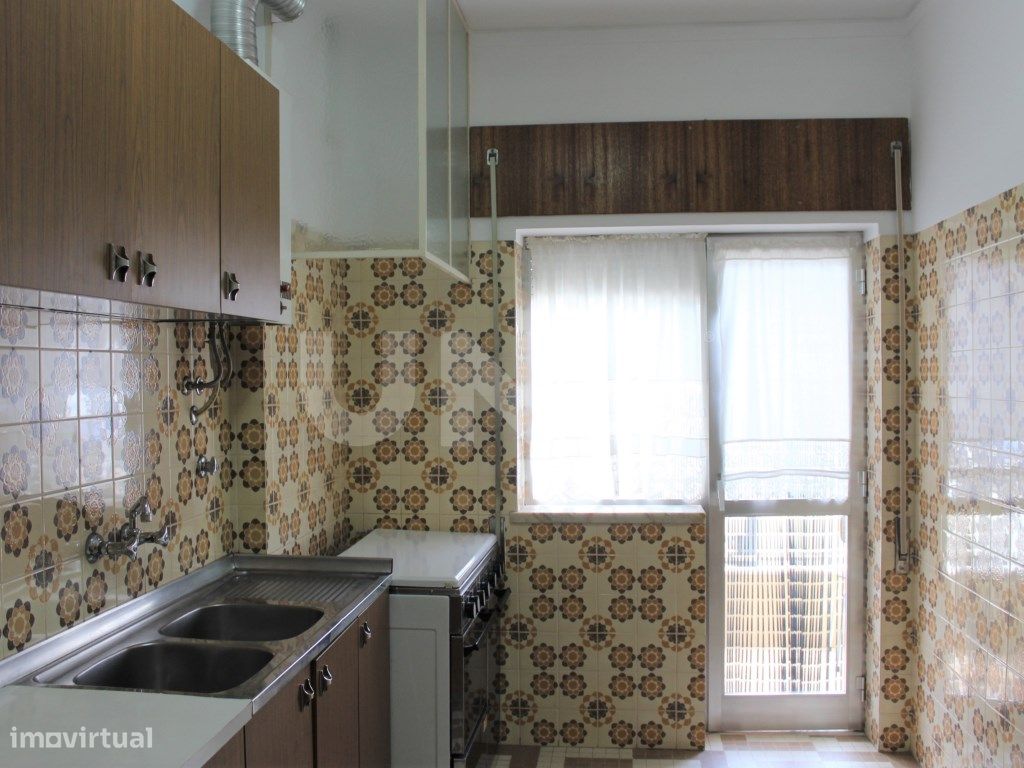 Apartamento T2 para Venda no Centro de Castelo Branco.