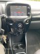 Toyota Aygo x-play touch - 10