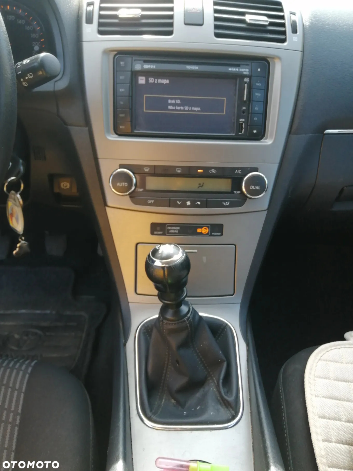 Toyota Avensis 2.0 D-4D Sol plus+NAVI - 16
