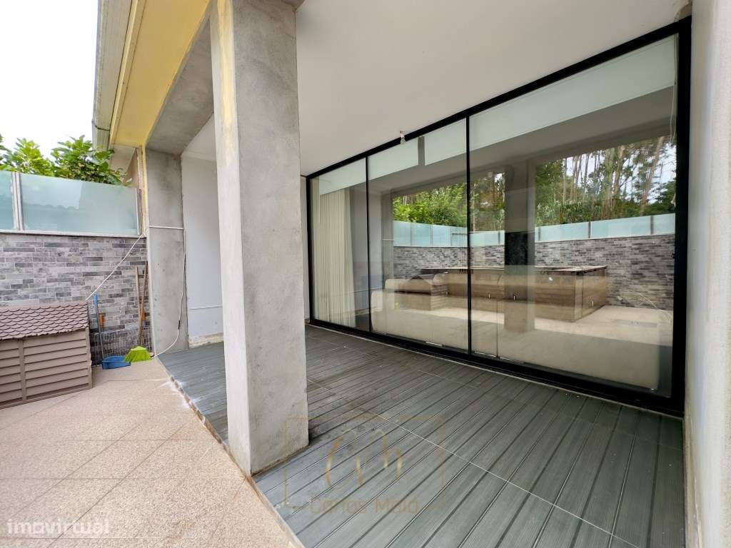 Moradia T4 com terraço, Sótão e Garagem-26