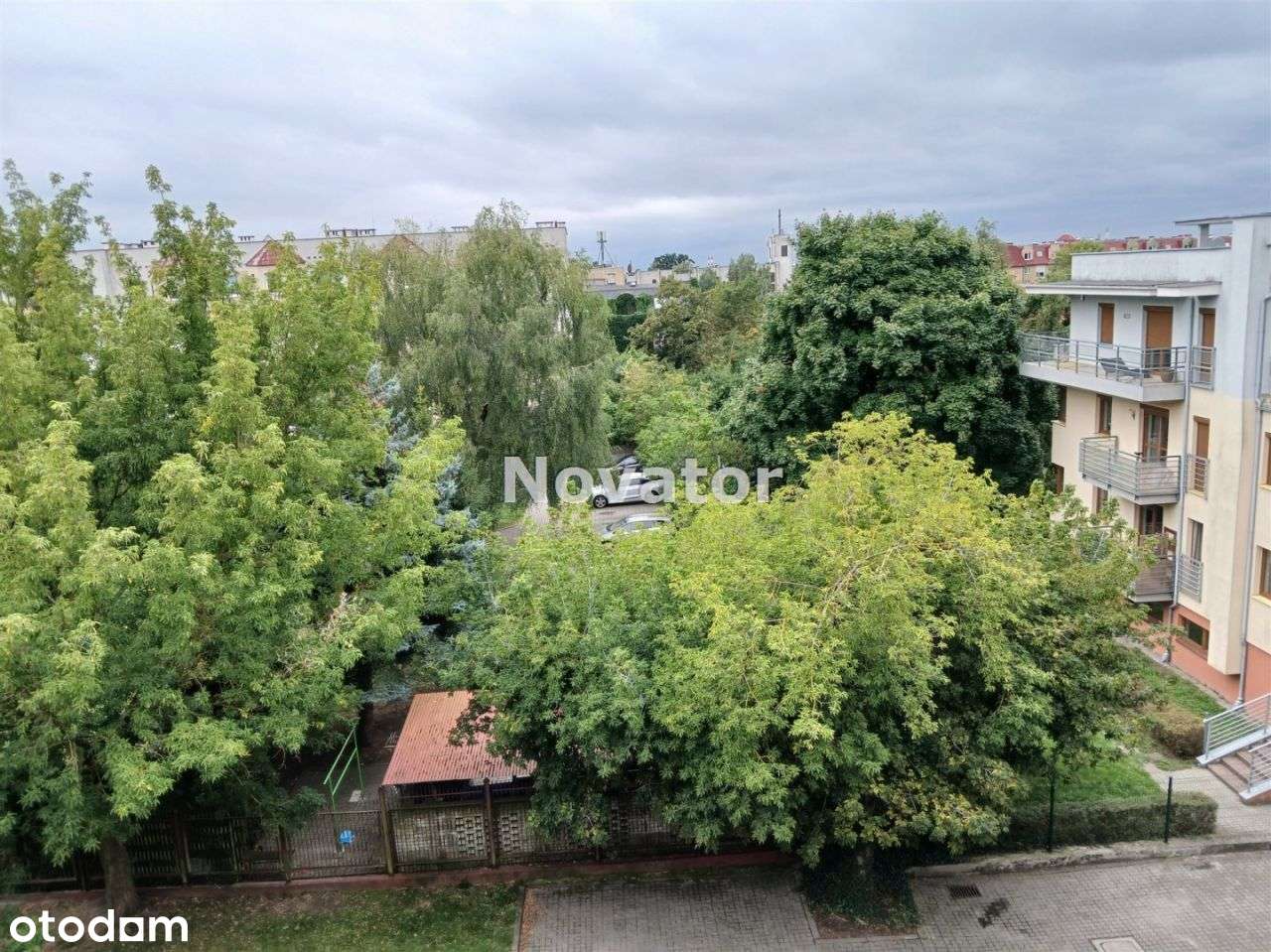 Kawalerka na 3-piętrze w bloku 32m2 na Górzyskowie-8