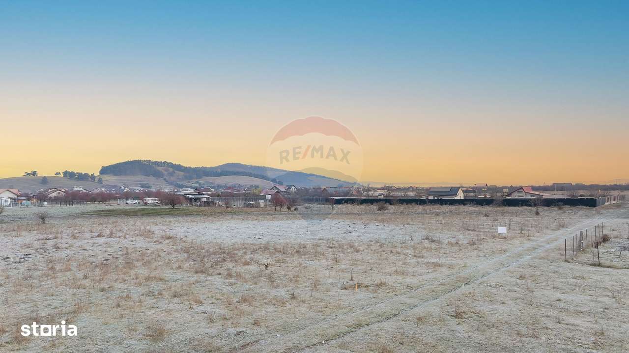 Comision 0 %! Teren 1,952mp Sanpetru, Strada Paraului! - Imagine principală: 5/6