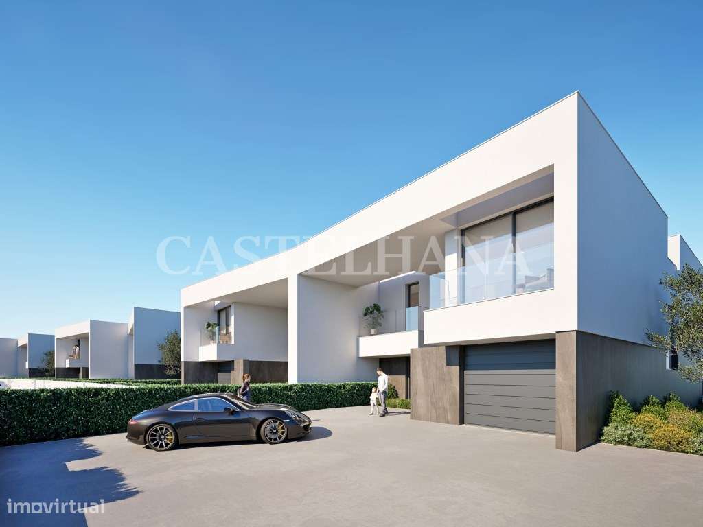 Moradia T4 com piscina em novo empreendimento em Lagos - Grande imagem: 2/56
