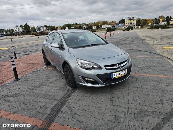 Opel Astra IV 1.4 T Enjoy - 4