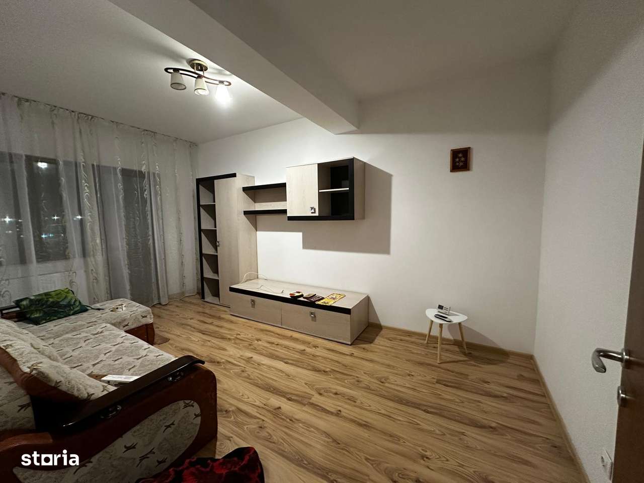 Inchiriez apartament 3 camere Drumul Taberei, la 10 minute de metrou. - Imagine principală: 5/8