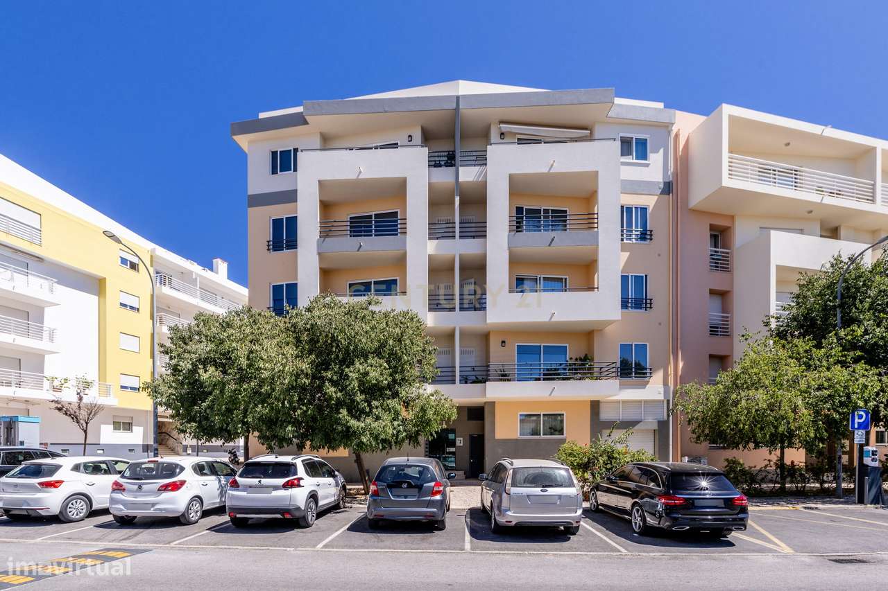 APARTAMENTO T1 COM CAVE  | MONTENEGRO 77,72m2-14