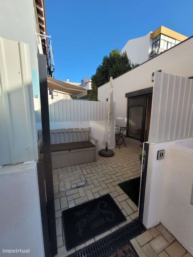 Apartamento T2 semi-novo, no Alto do Seixalinho, Barreiro-27